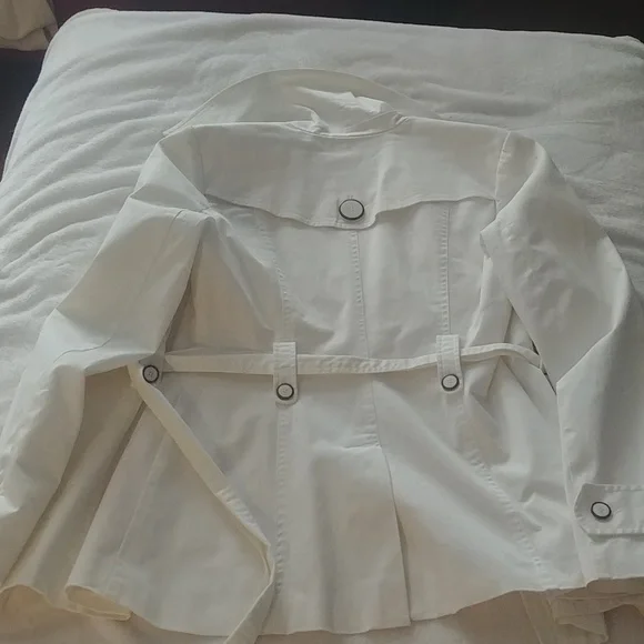 Guess Spring Coat - Picture 3 of 6